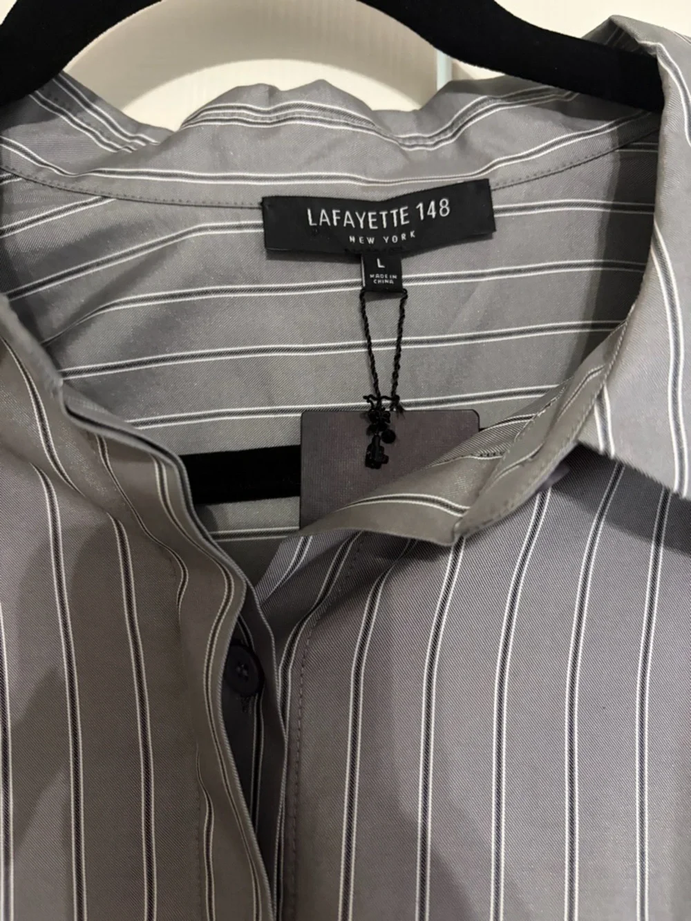 Lafayette 148 New York Gray Pinstripe Cotton & Silk Button-Down NWT // L - Picture 3 of 5